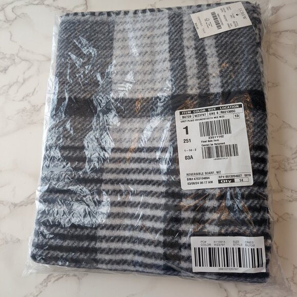 J.Crew Factory Marled Reversible Scarf - Picture 5 of 5